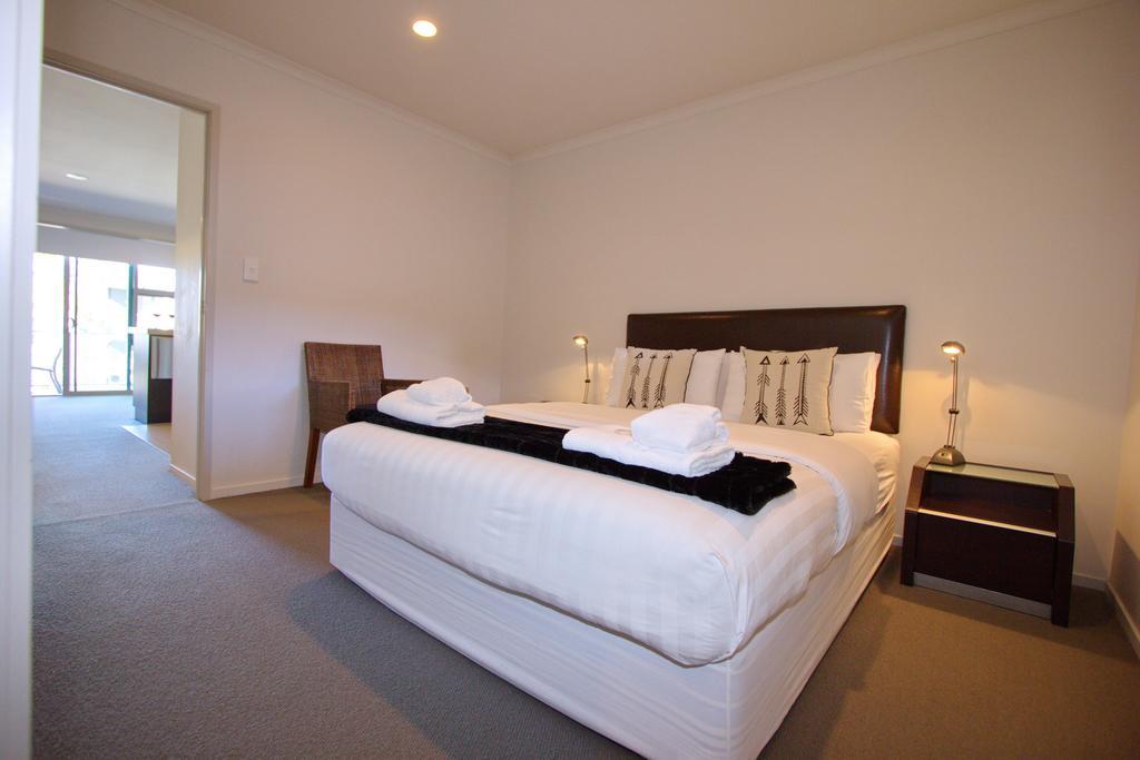 Marina Park Apartments 휘티앙가 외부 사진