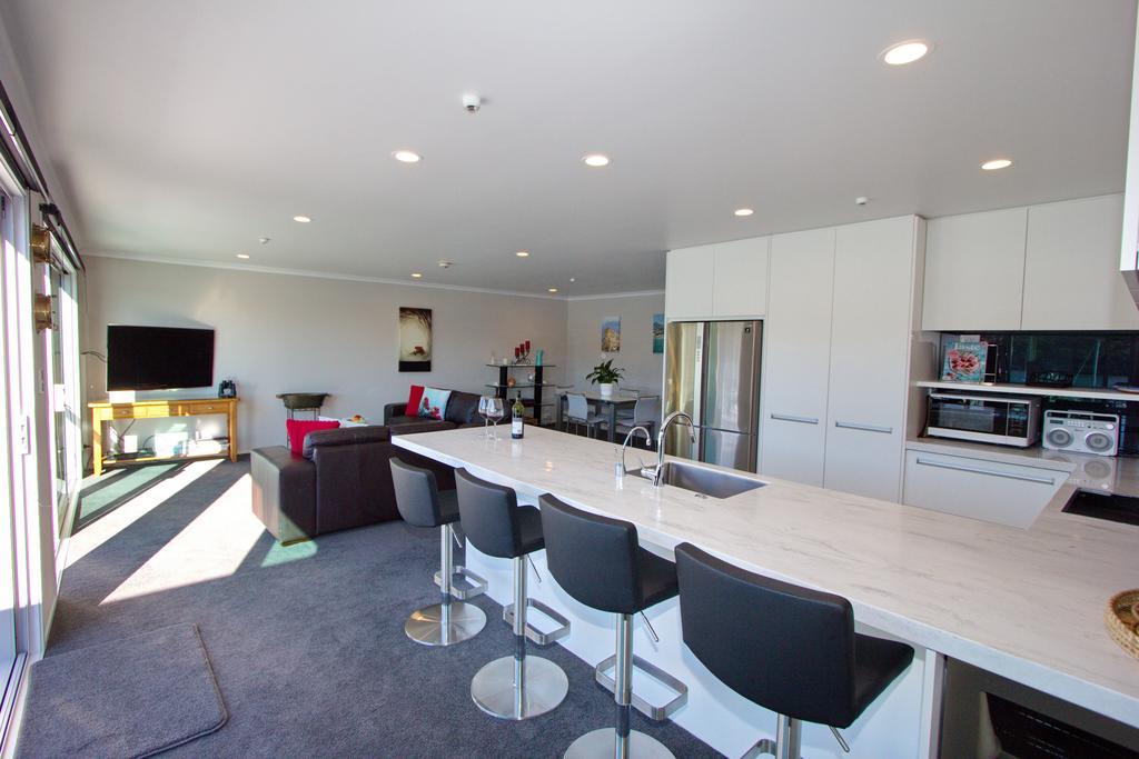 Marina Park Apartments 휘티앙가 외부 사진