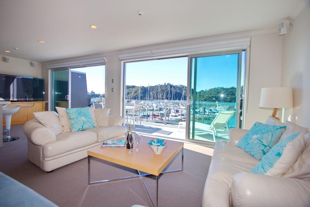 Marina Park Apartments 휘티앙가 외부 사진