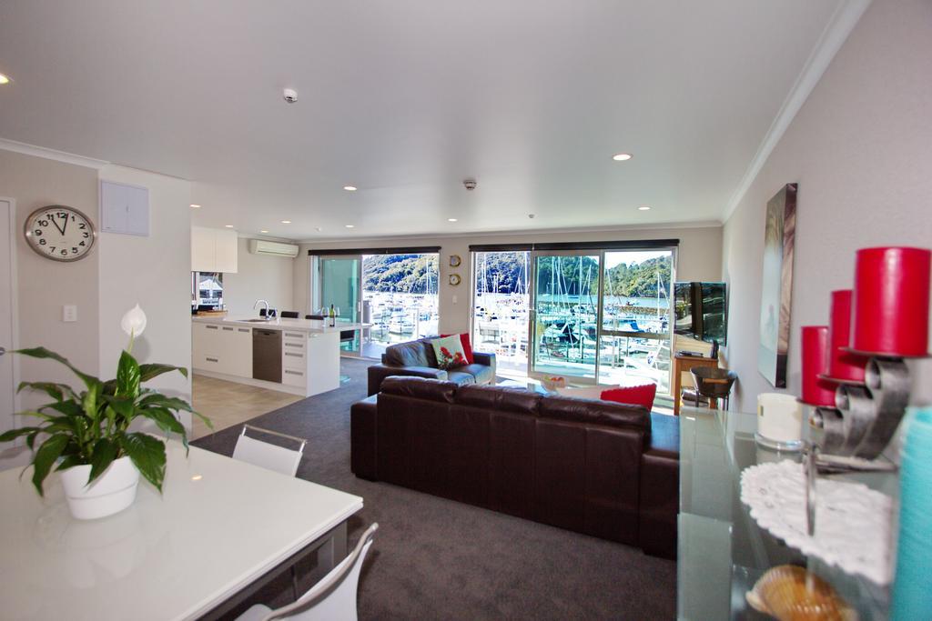 Marina Park Apartments 휘티앙가 외부 사진